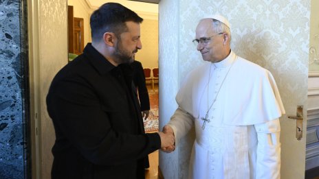 Папата прие Зеленски в резиденцията си в Кастел Гандолфо