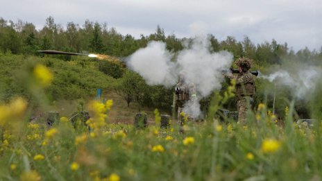 Някогашната гъвкава армия на Украйна е затънала в съветското вземане на решения