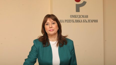 Омбудсманът поиска проверки на честите аварии с парното и компенсации за хората