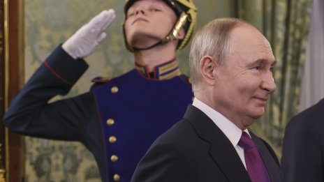 Абу Даби като тест: Готов ли е Путин да направи стъпка към мир?