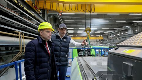 Караджов: Първият нов влак "Шкода“ пристига януари’26 г.