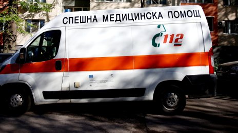 12-годишно момче пострада след токов удар в басейн в Сливенско