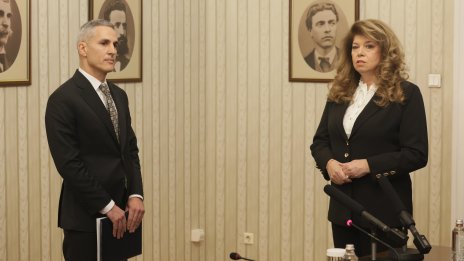 Галъп: 44,9% е подкрепата за Йотова-Вълчев, 24,8% за Гюров-Кандев