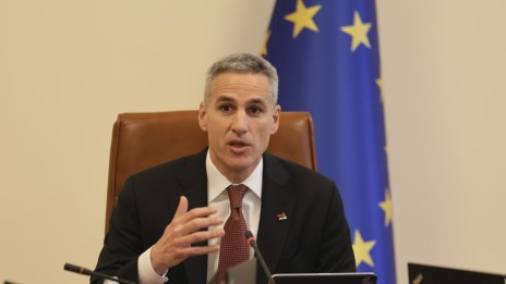 Гюров: В последните дни служебното правителство устоя на атаки