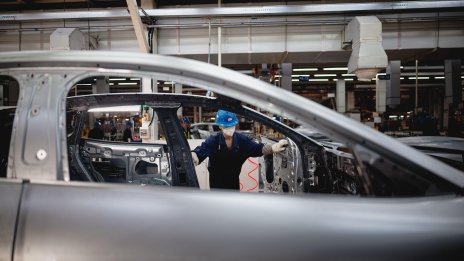 Китай отправя ново предупреждение относно технологичната война със САЩ