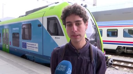 Нови, модерни и достъпни - първите влакове "Шкода" пристигнаха в България