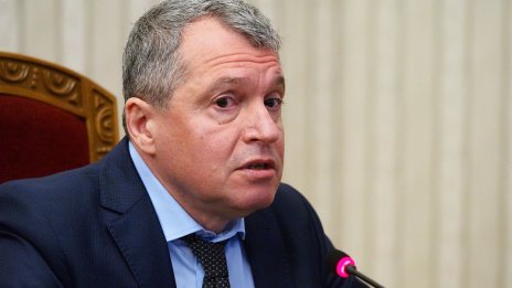 Телевизията на Слави Трифонов - 7/8, става безплатна