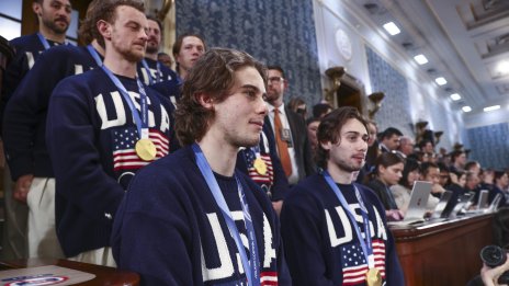 Тръмп прие хокеистите на САЩ, дамите му отказаха 