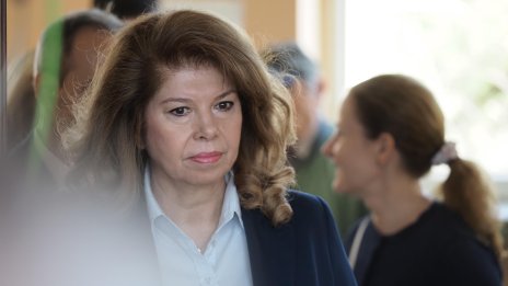 Илияна Йотова свиква 52 Народно събрание още следващата седмица