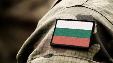 Каракачанов: Време е да се върне задължителната военна служба