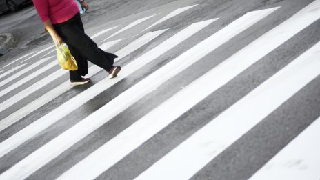 Момиче на 9 години е блъснато на пешеходна пътека в Бургас