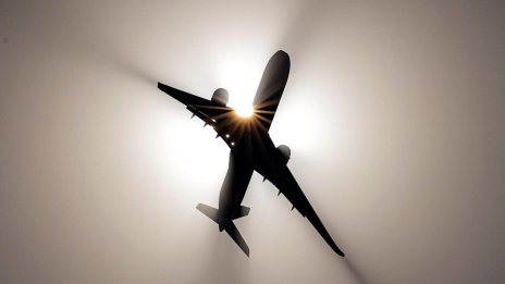 "Еърбъс" спира около 6000 самолета заради неотложна софтуерна промяна