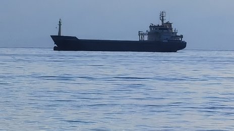Извършена е спасителна операция на товарен кораб в Черно море