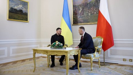 Навроцки призова за забрана в Полша на знамето на украинските националисти 