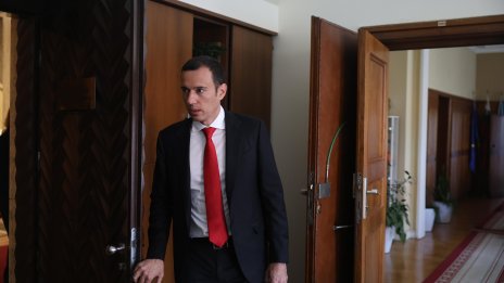 Терзиев: Фирмите, обявили спиране на сметосъбирането, днес чистят чинно