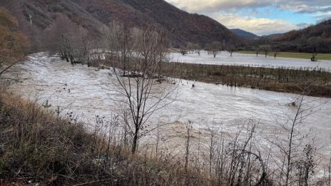 Под постоянно наблюдение са реките в Благоевградско и Кюстендилско