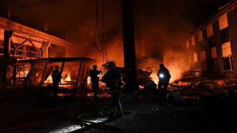 Русия съобщи за атака с дрон срещу енергиен обект във Волгоград