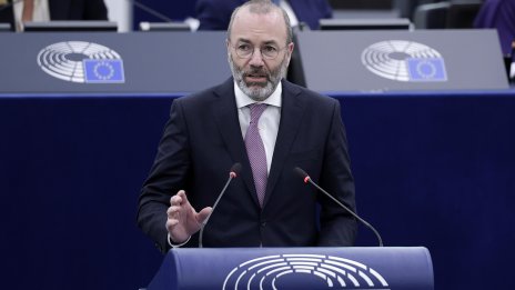 Манфред Вебер: Европа е сама и сега ние трябва да се въоръжаваме самостоятелно