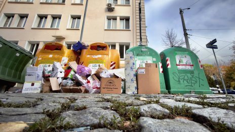 СО продължава със сметопочистването в критичните райони