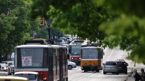 Движението на наземния градски транспорт в София е възстановено