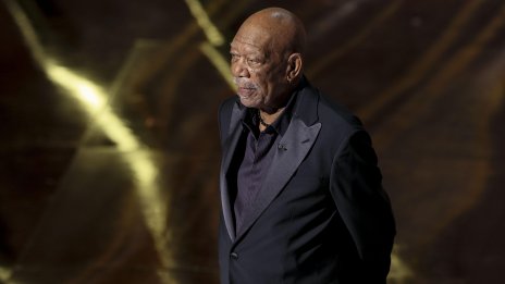 Морган Фрийман с атака по Тръмп: Води ни към помийна яма ВИДЕО