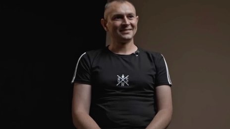 Проговори Андрий Переверсев - украинецът, върху чието тяло руснаците изписаха "Слава на Русия" ВИДЕО