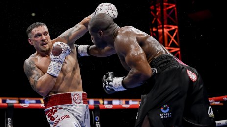 Мегасблъсъкът Олександър Усик - Рико Верховен е под въпрос 