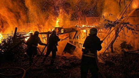 Тръмп и Путин разговарят, а Украйна свива рамене