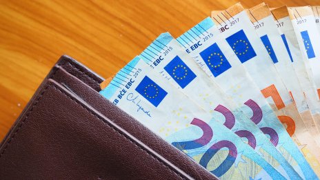 Средната нетна заплата в Хърватия възлиза на 1446 евро