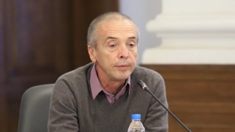 Доц. Мангъров: Детска болница във вида, в който се планира, никога няма да има