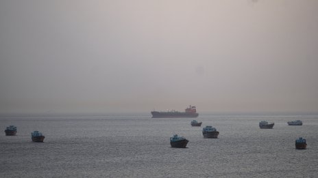 Иранската армия предупреди ВМС на САЩ да не влизат в Ормузкия проток