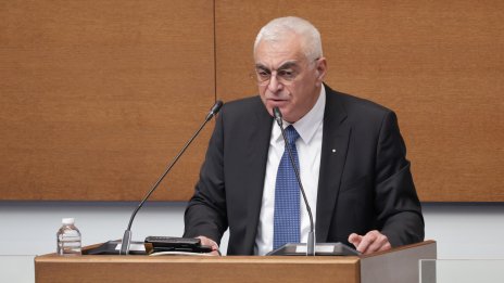 Проверяват кода на 100% от инсталираните машини за гласуване