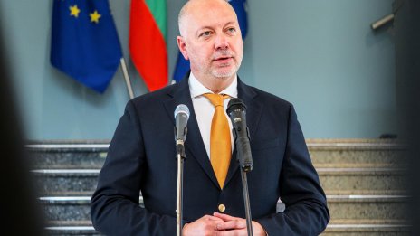 Желязков увери: Няма да има спекула след приемането на еврото 
