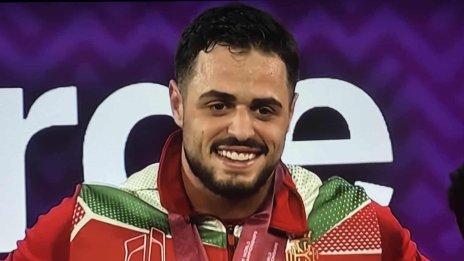 Бахрейн отново напира за Насар с апетитна оферта, ще я приеме ли щангистът?