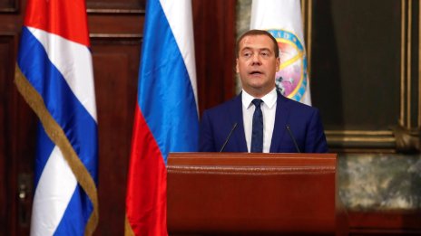 Дмитрий Медведев нарече Кая Калас "русокос плъх"