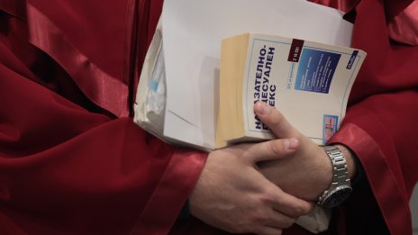 Предадоха на съд обвиняемия за убийството на 18-годишната Магдалена от Хасково 