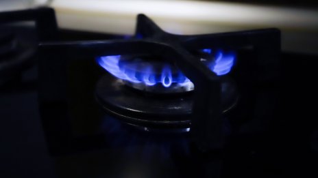 КЕВР се опасява от рязко повишение на цените на газа, парното и тока от юли