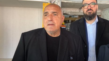 Борисов пак захапа Радев: Обградил се е с децата и внуците на червената олигархия ВИДЕО