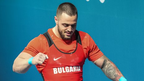 Стефка Костадинова за Насар: Пред очите ни израства ярка звезда