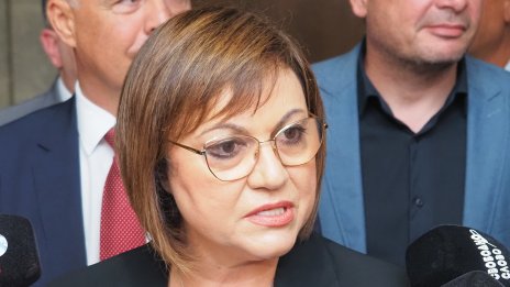 Нинова: На Европа й трябва вода, не военна прошленост