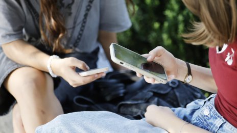 Социалните медии вредят на децата: И в Германия обмислят забрана