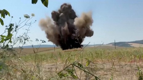 Пилотите на военни дронове в Украйна минават през смъртоносния тест "Killhouse"