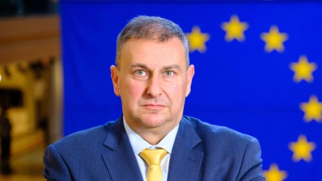 Емил Радев: Разумно е ГЕРБ да не издига свой кандидат за президент