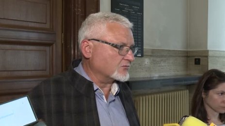 Поредно дело срещу Пепи Еврото в негово отсъствие ВИДЕО