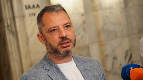 Спираме износа на дизел и авиационно гориво