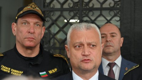 Дечев: Само 0,5% от машините са се повредили 