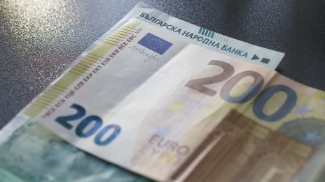 Минималната заплата у нас е 4,8 пъти по-ниска от най-високата в ЕС