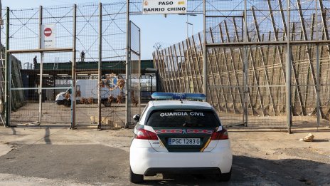 Заради граничните проверки: Задълбочава се кризата между Испания и Италия 