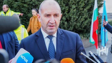 Румен Радев води листите в 25 МИР-София и в Бургас