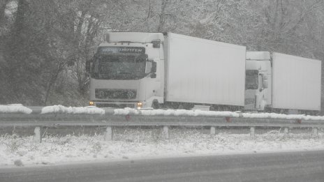 Не се пропускат камиони през сръбския пункт, съпределен на КГПП "Стрезимировци&ldquo;
